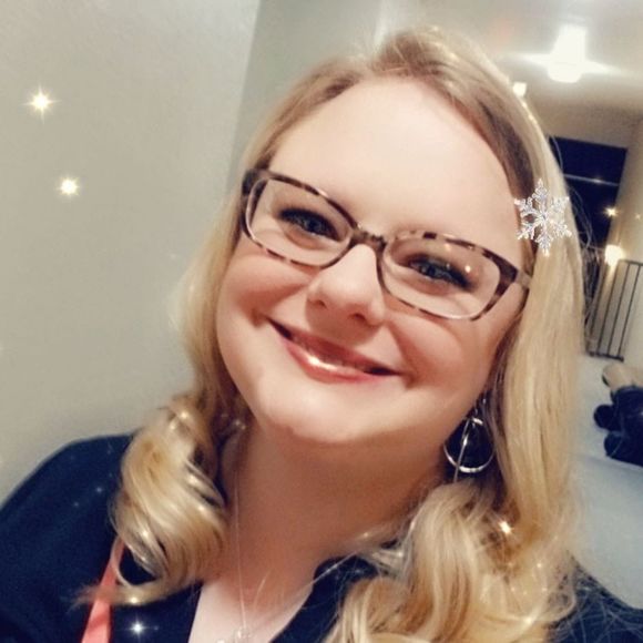 Meet your Posher, Megan - Picture 1 of 1